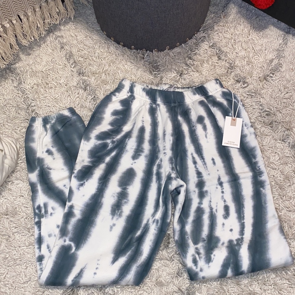 GOODAMERICAN tie dye sweatpant